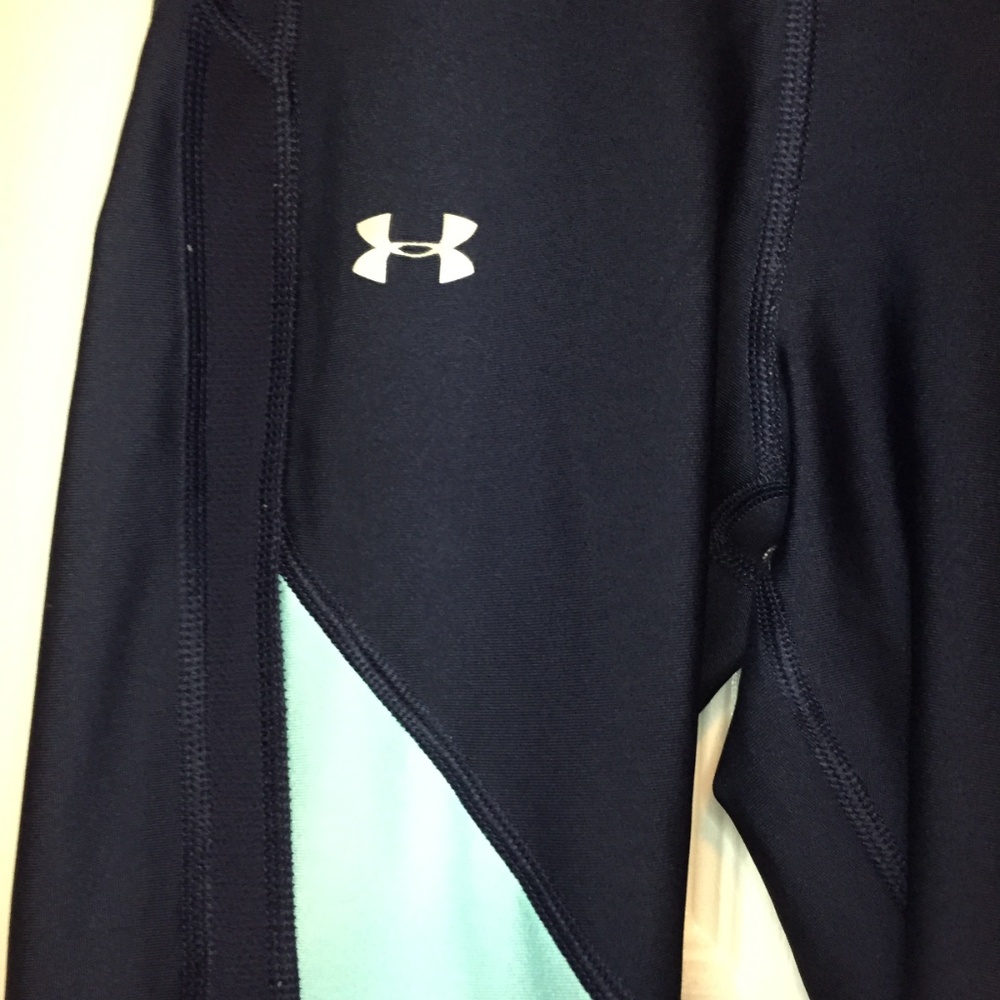 SOLD Under Armour Heat Gear Running Tights XS - Picture 3 of 4